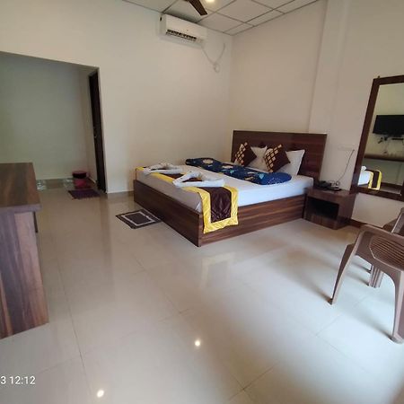 Royal Neil Resort Ram Nagar Exterior photo